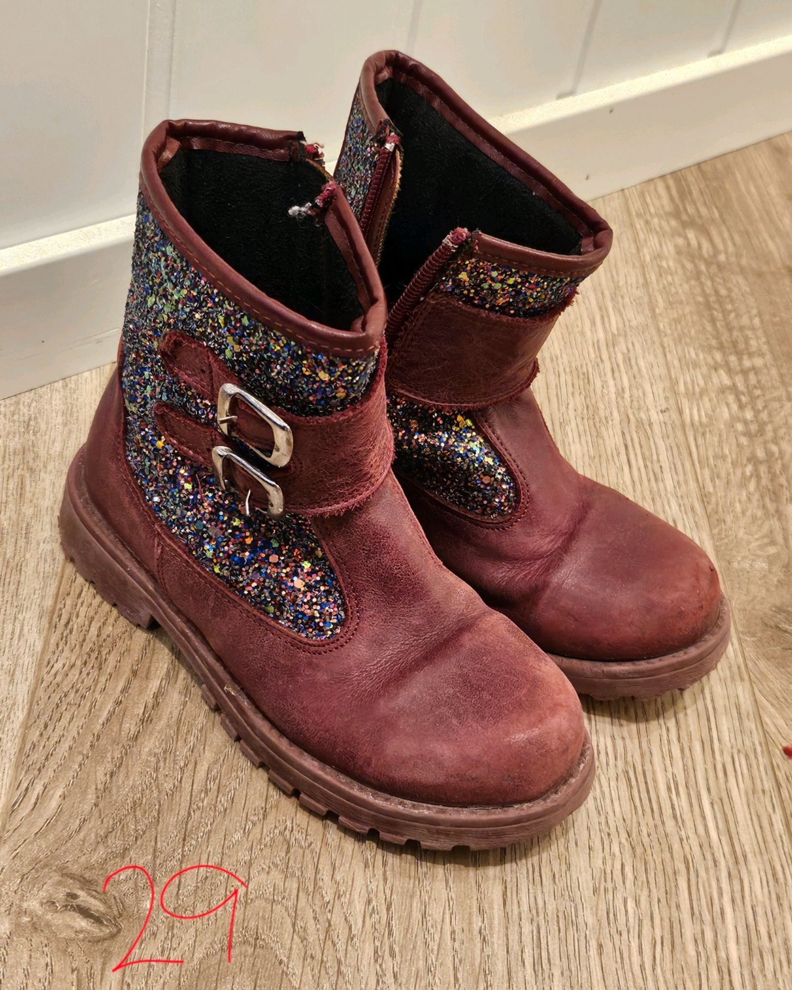 Glitterboots