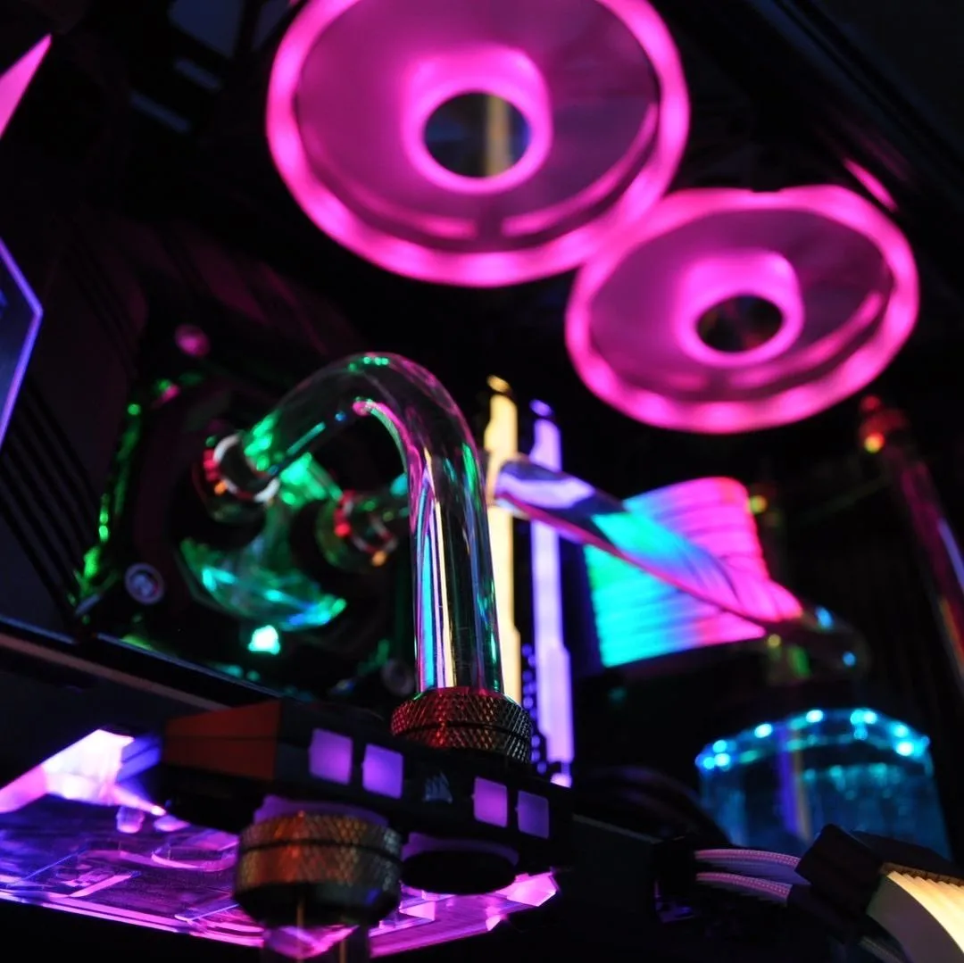 EPIC RGB Gaming PC!