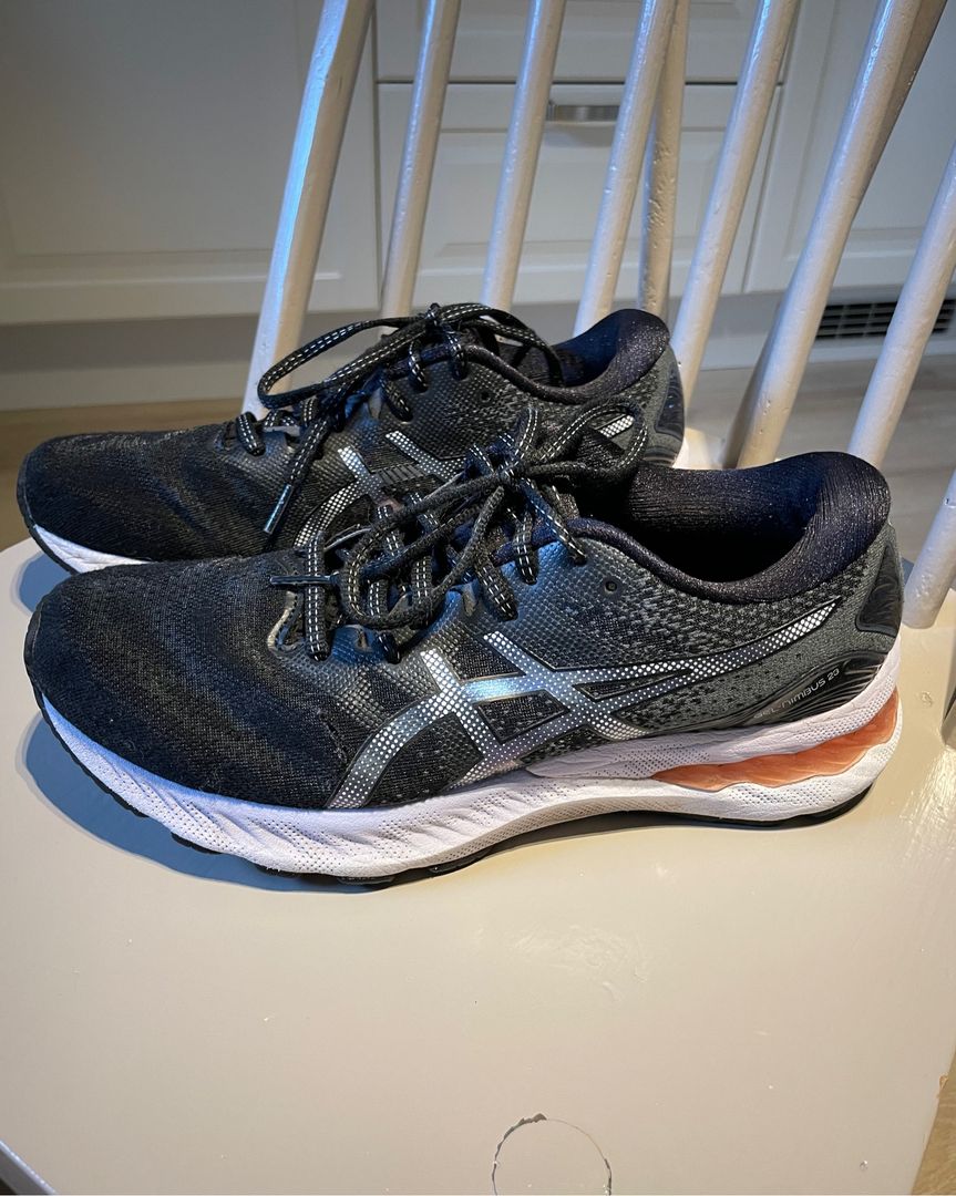 Asics joggesko