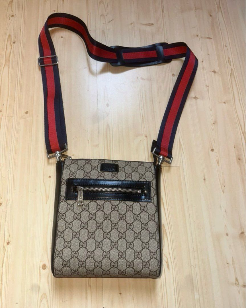 Gucci Messenger bag