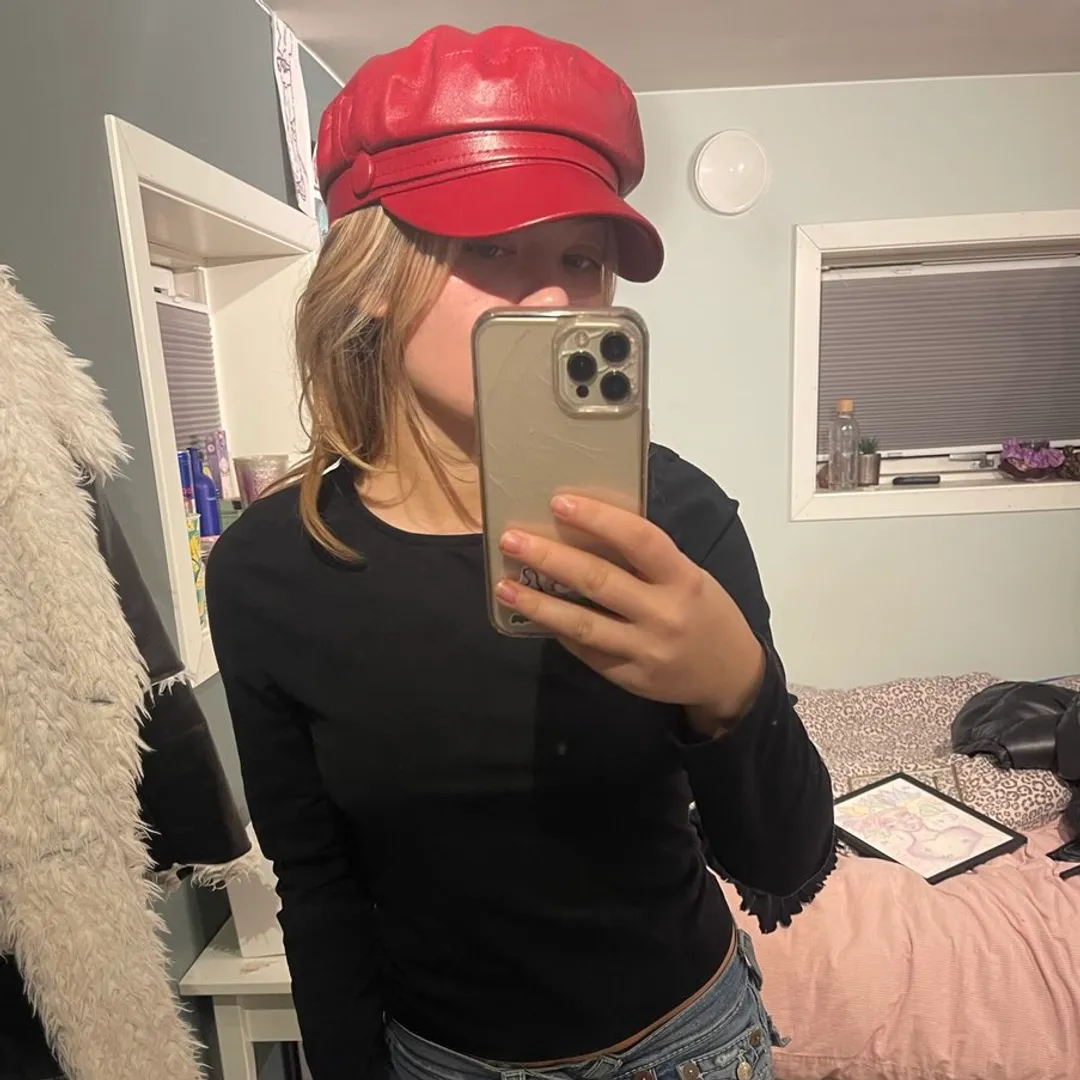 rød cap beret