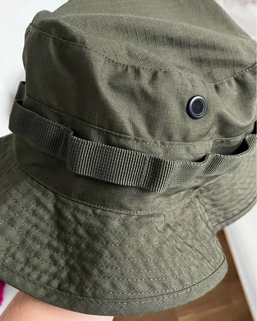 Outdoor hat