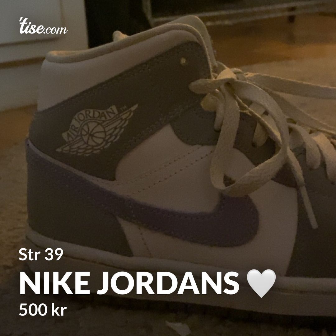 Nike jordans 🤍