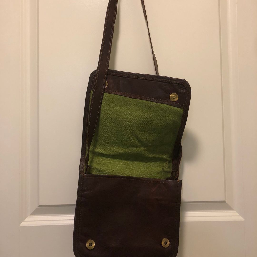 Vintage leather bag