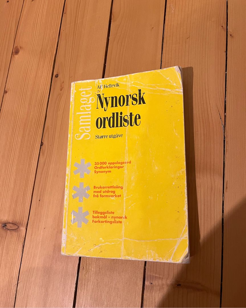 Nynorsk/bokmål bok