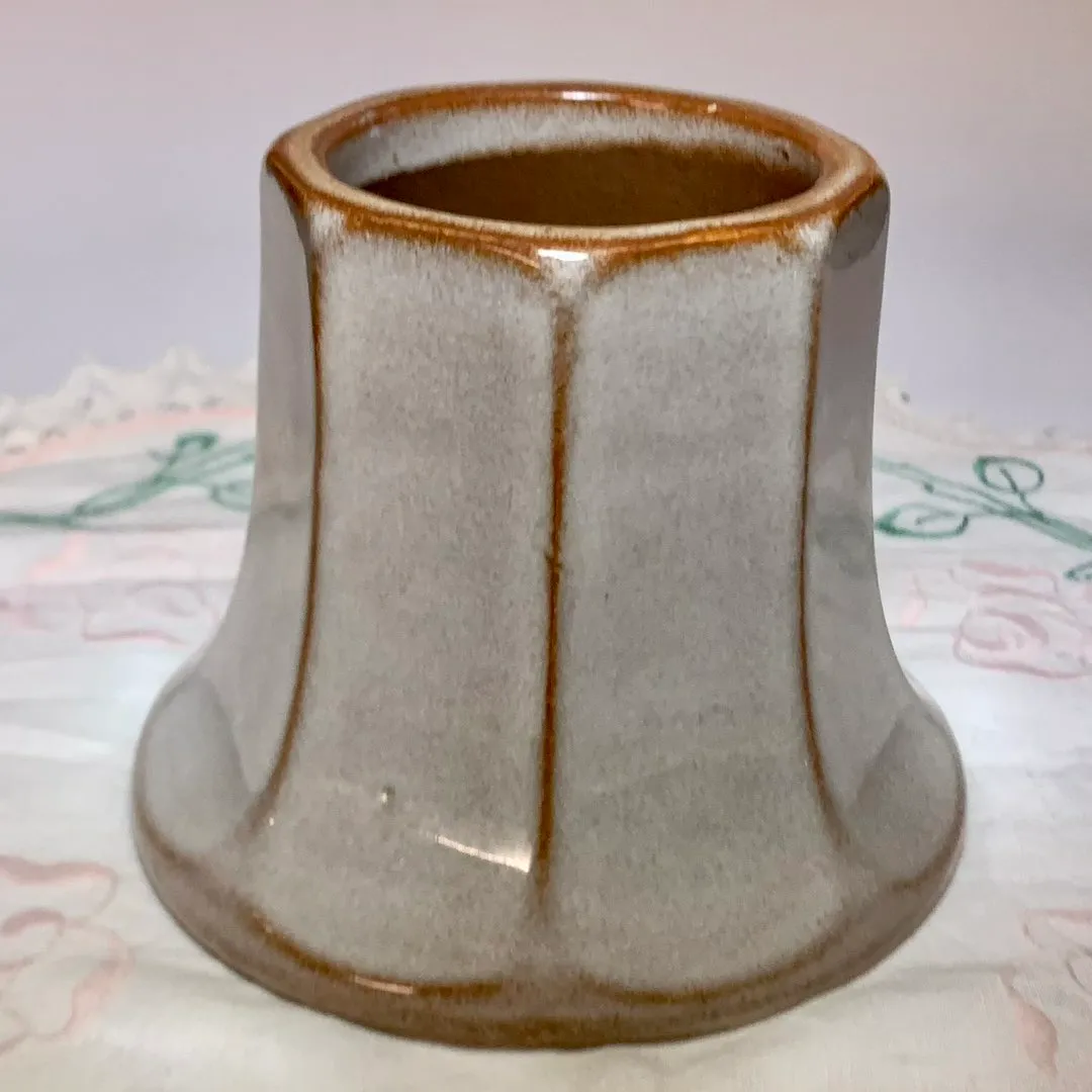 Lysestake i keramikk