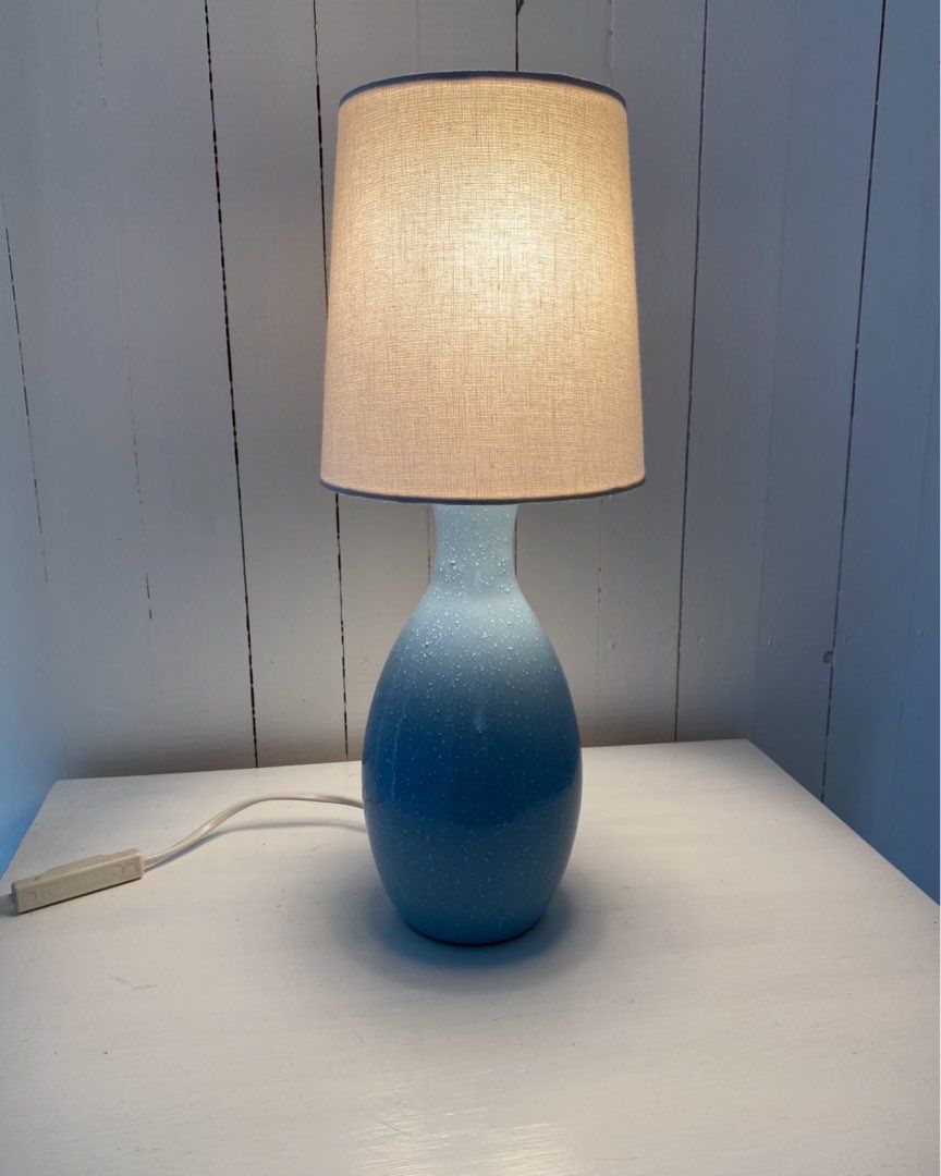 Lampe i keramikk