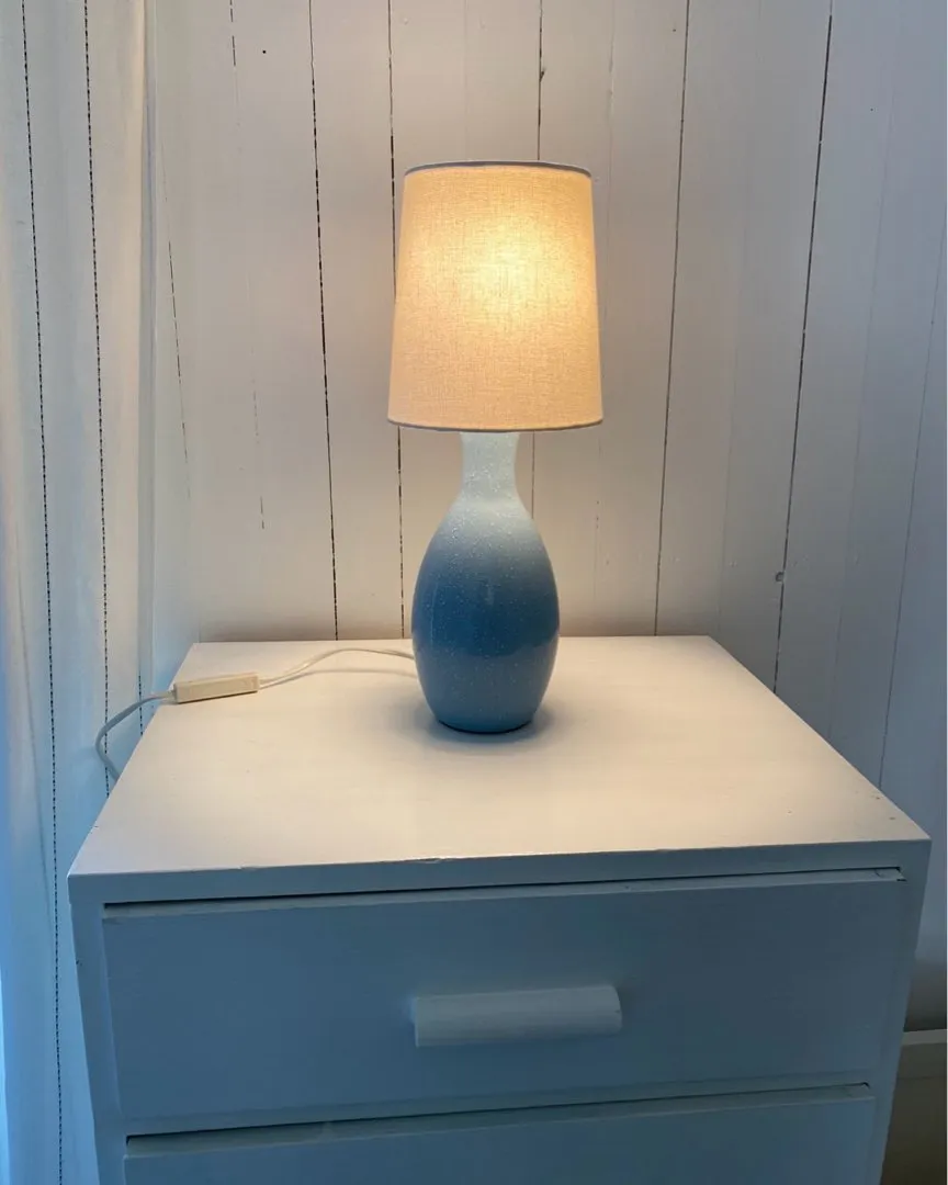 Lampe i keramikk