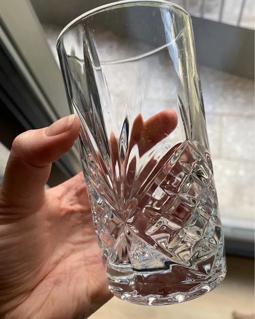 Høye whiskyglass