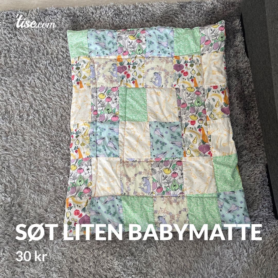 Søt liten babymatte