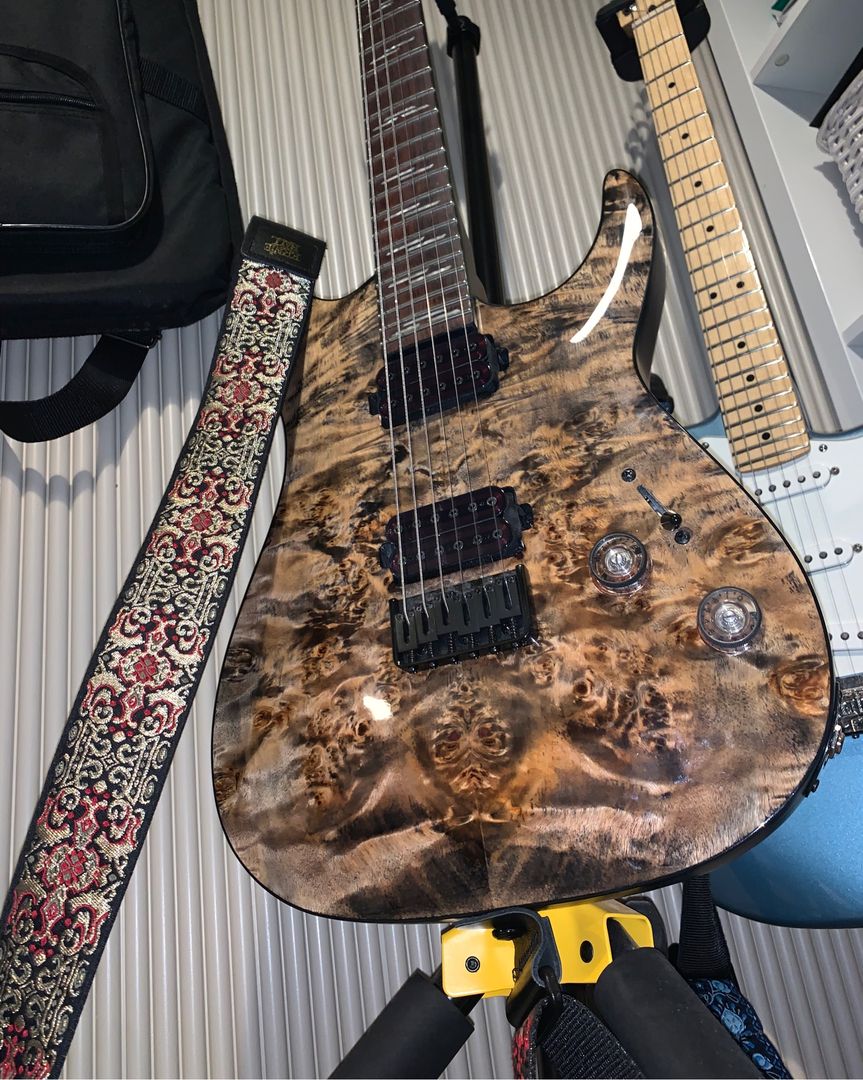 Schecter OmenElite 6