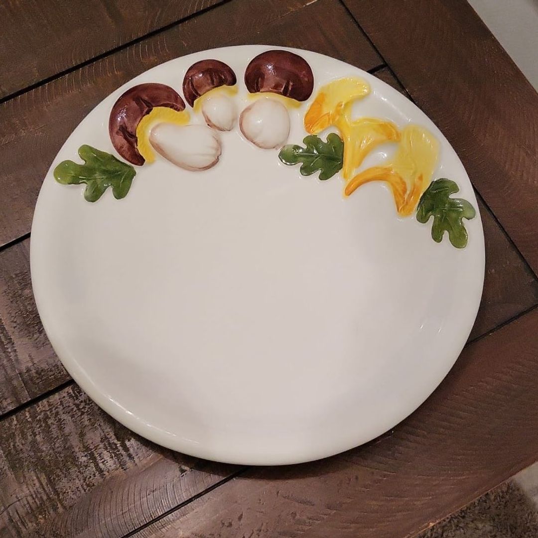 Mushroom plates