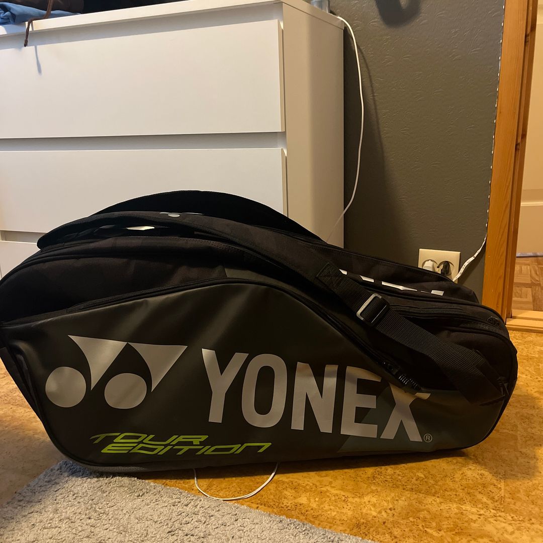 Badminton bag