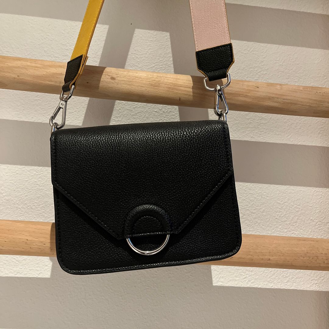 Crossbody Taske