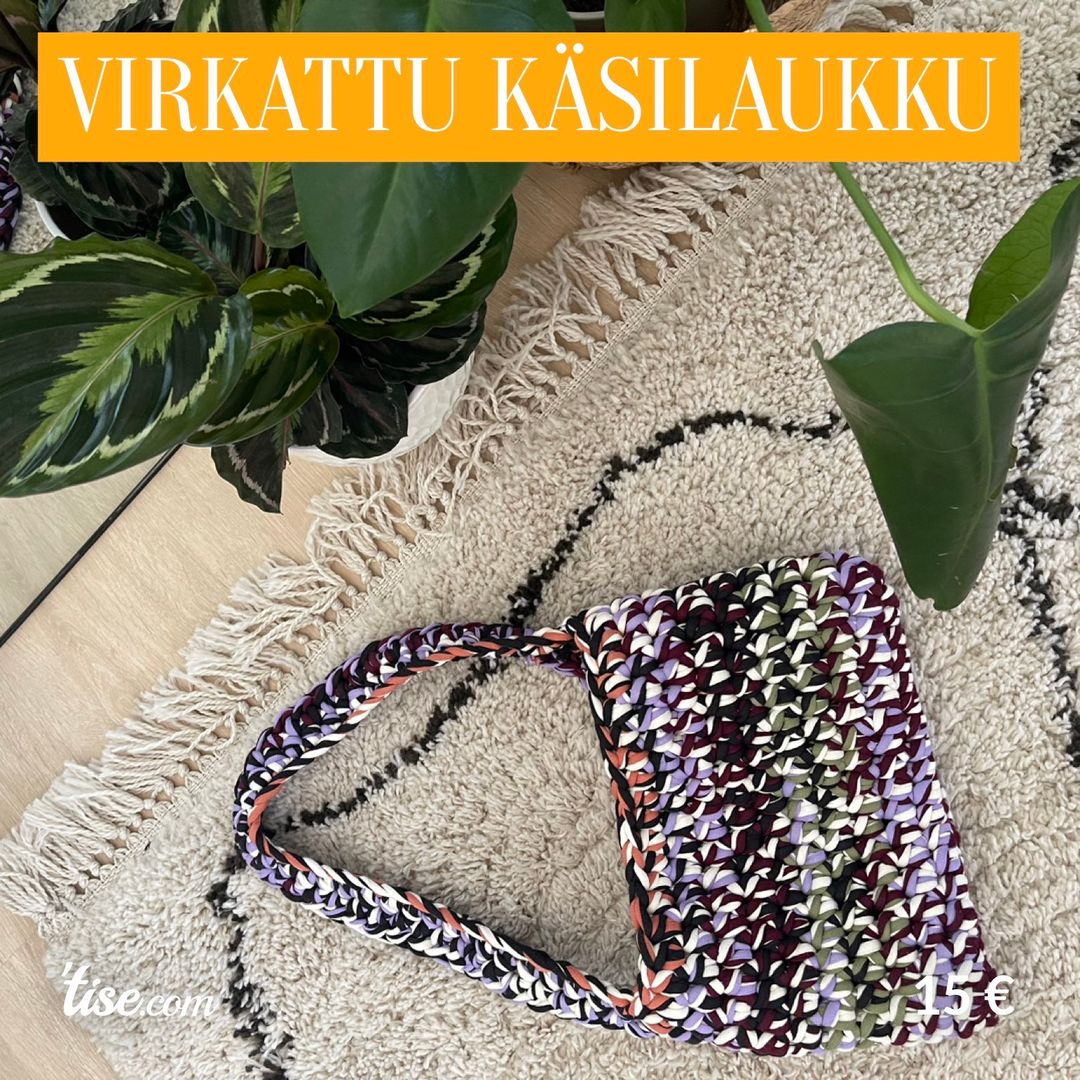 Virkattu käsilaukku