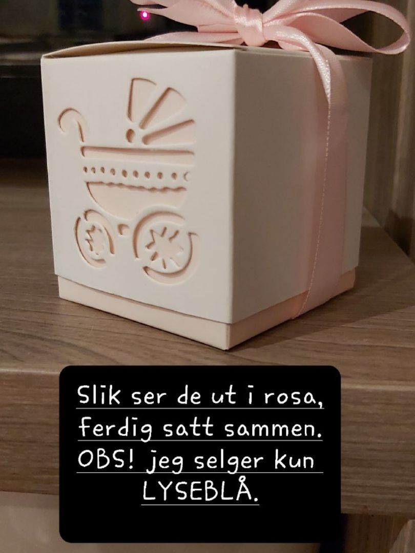 Lyseblå små bokser