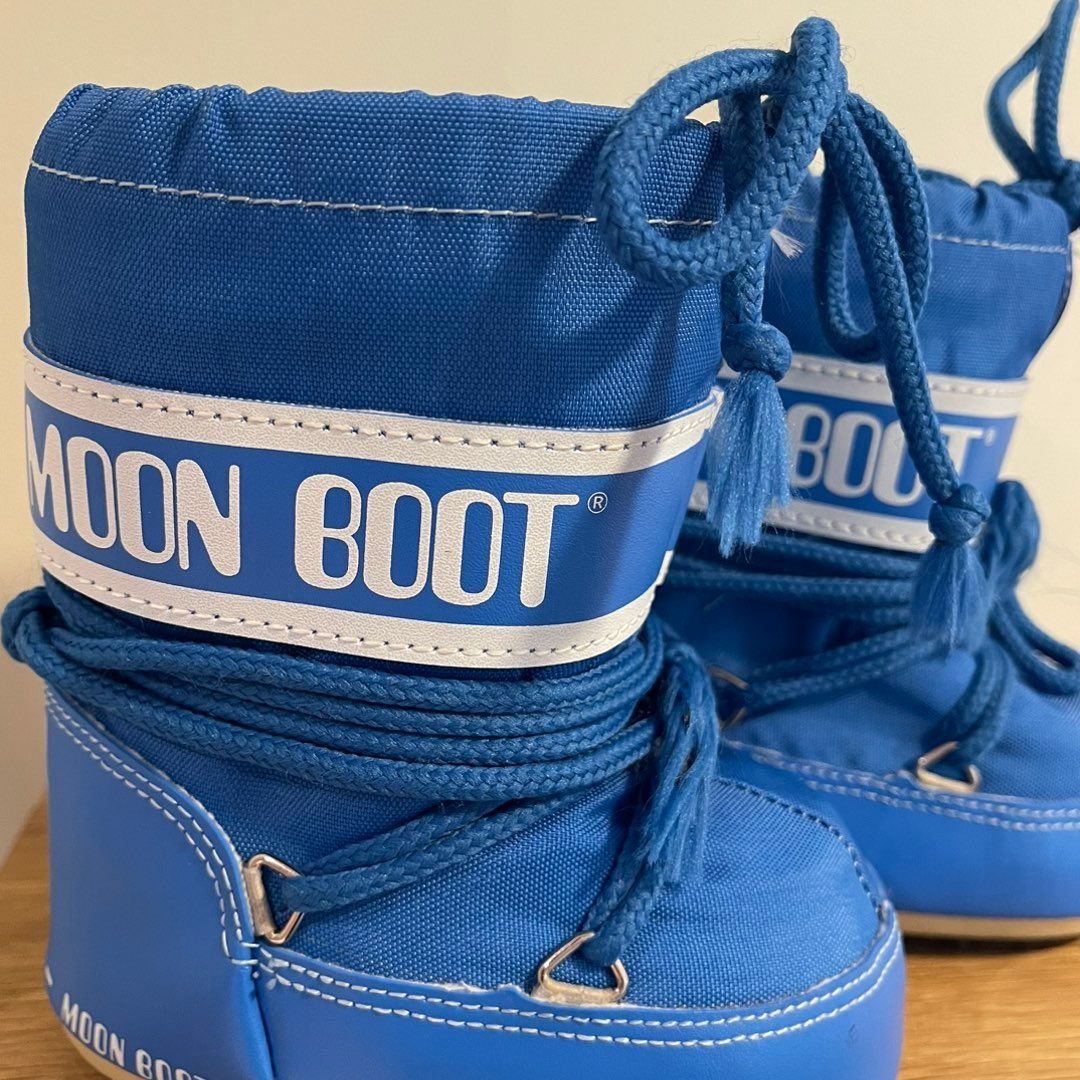 Moonboots