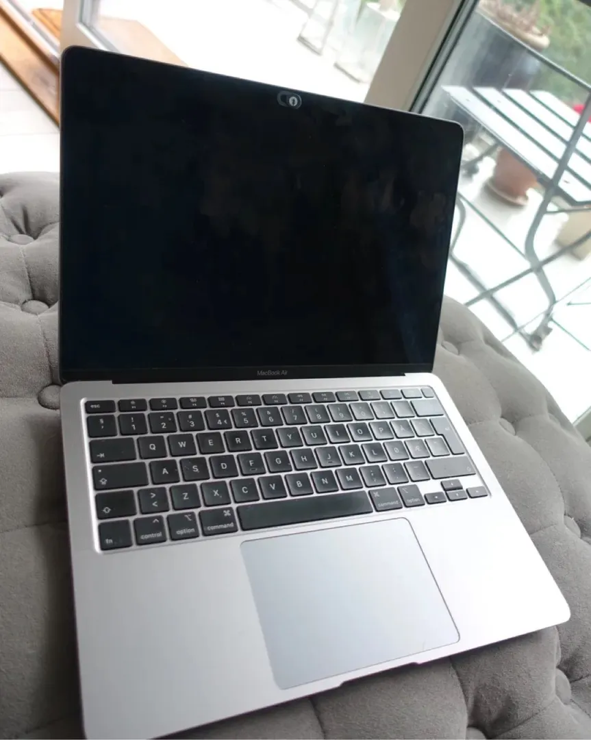 MacBook Air 13”