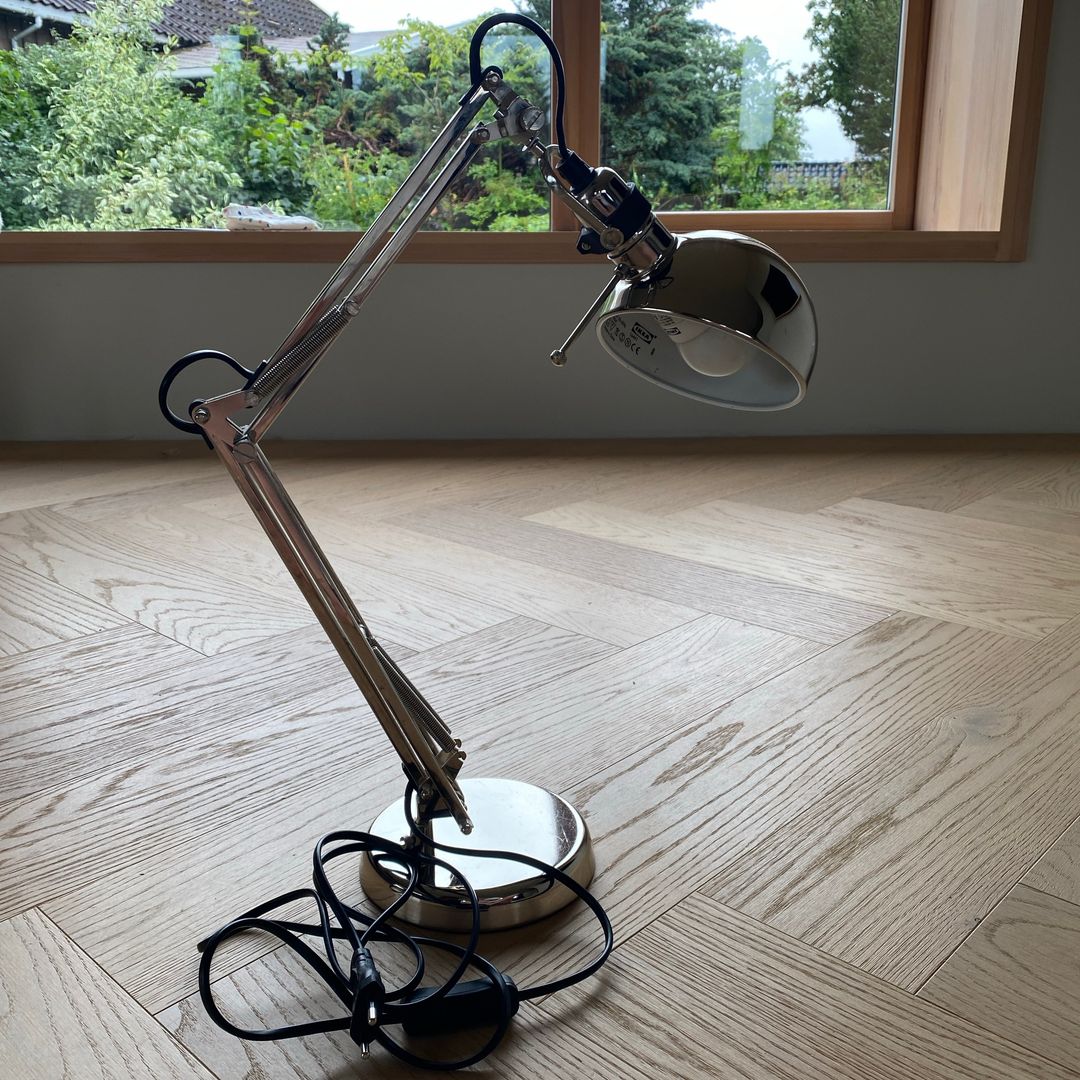 Skrivebordslampe