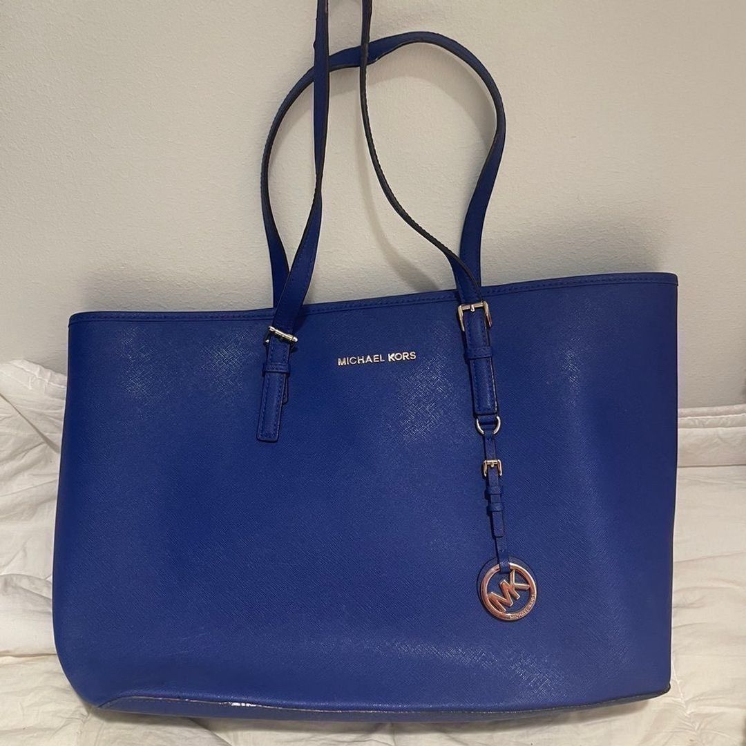 Michael Kors laukku