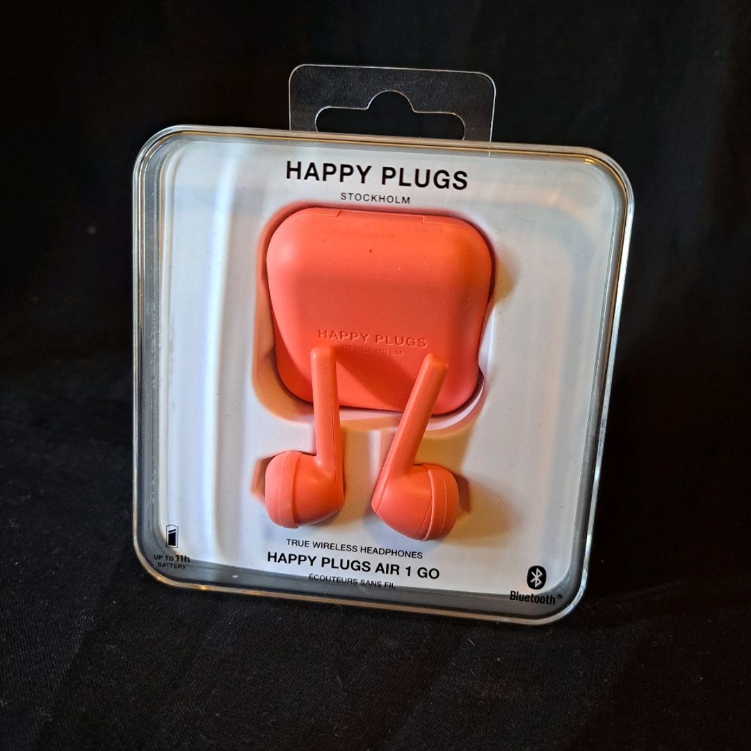 Happy Plugs