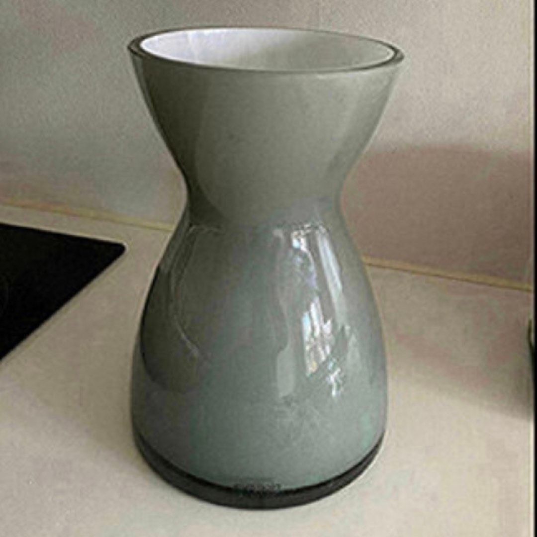 Vase grå 20 cm