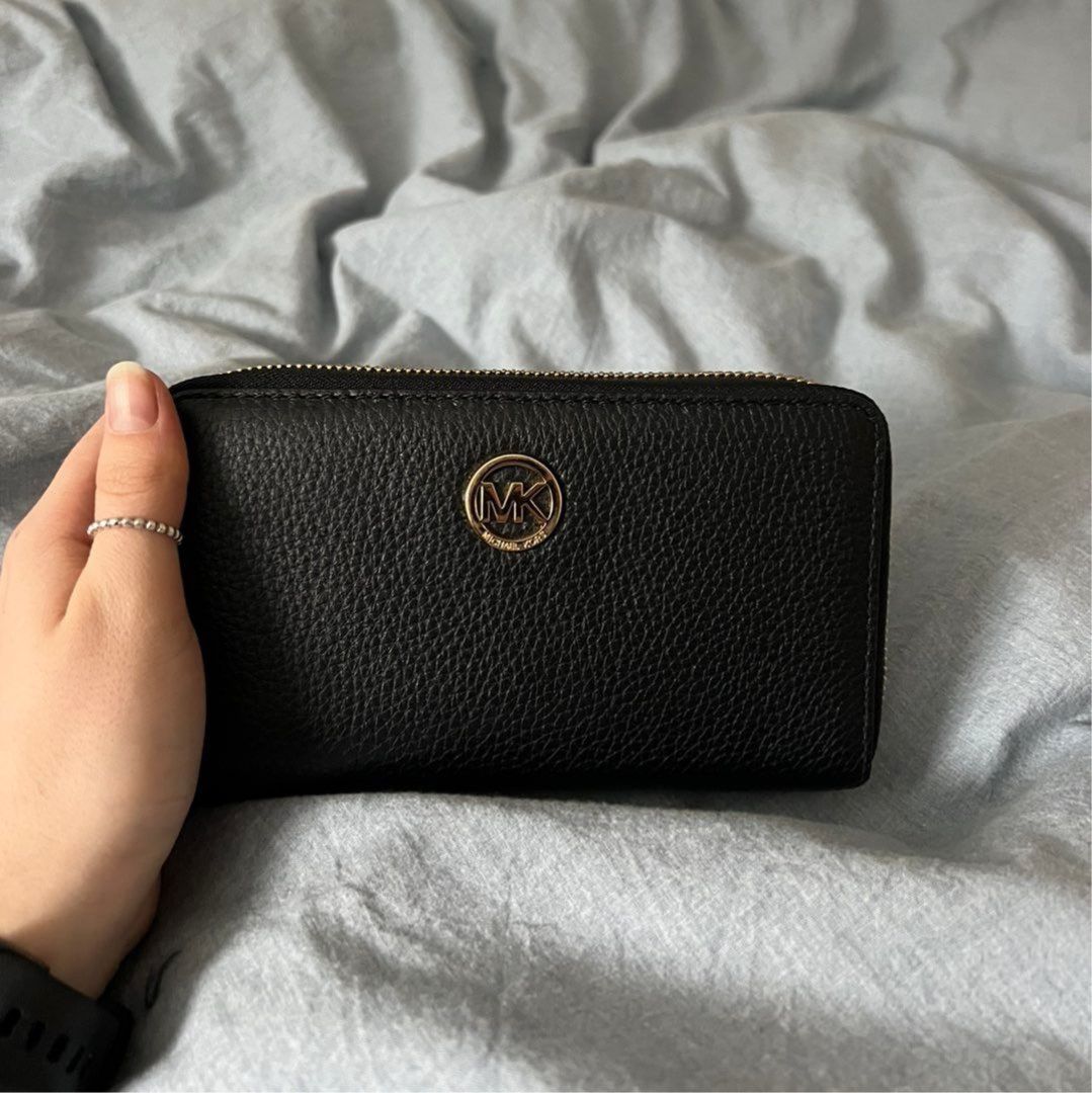 Michael Kors wallet