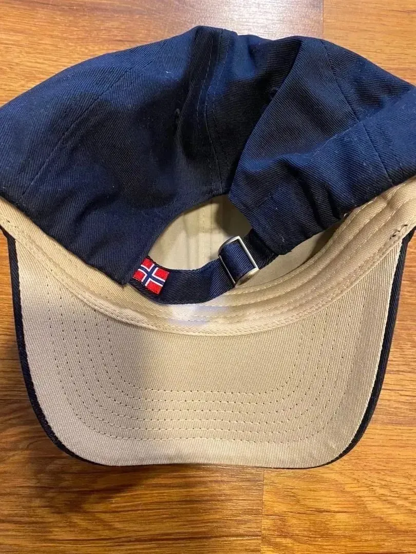 Caps fra Heldre