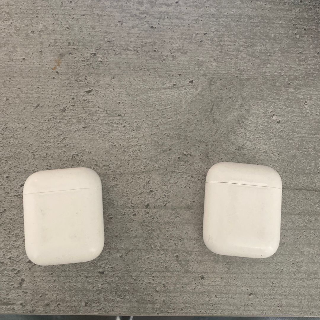 Airpods case