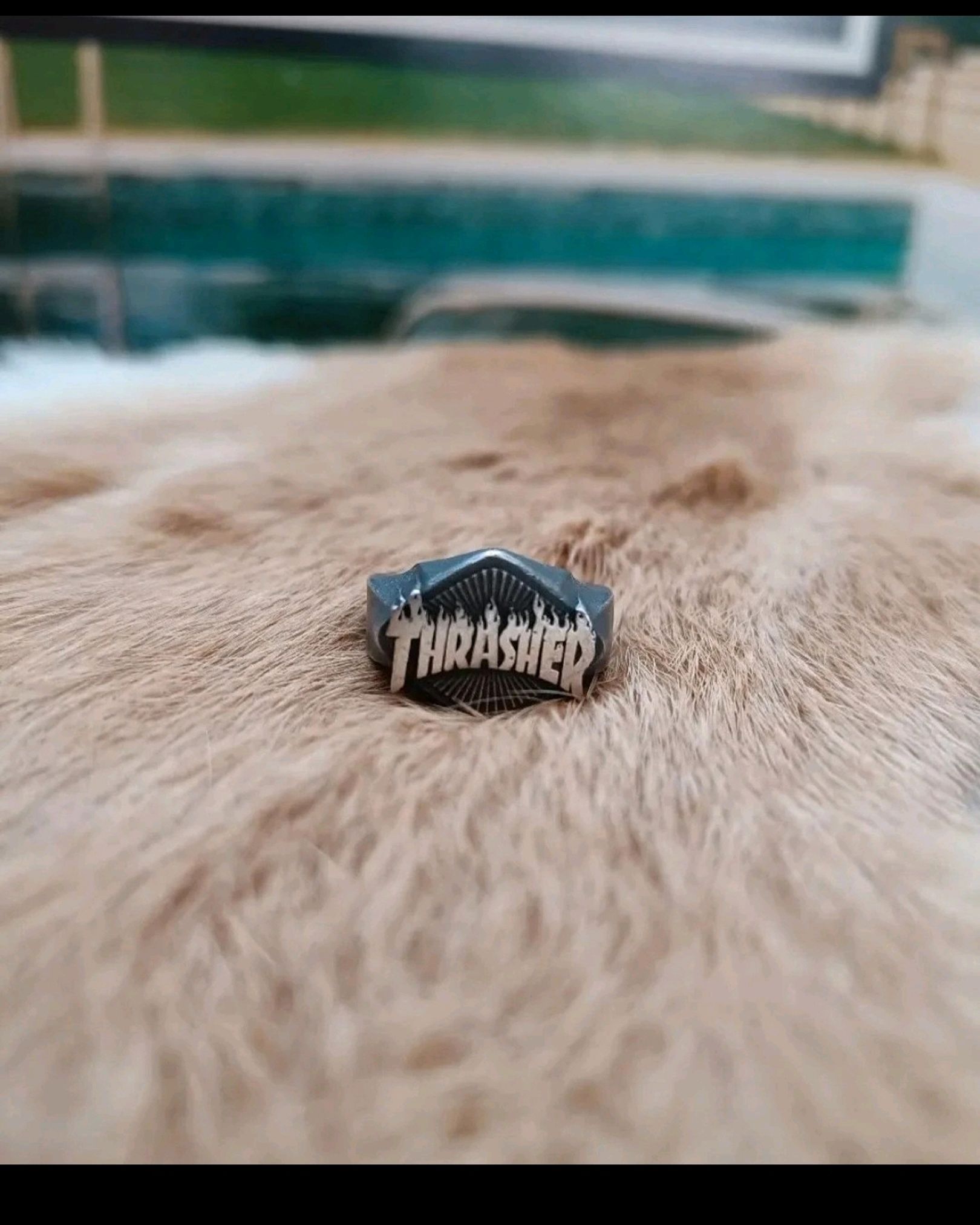 Thrasher Ring 925