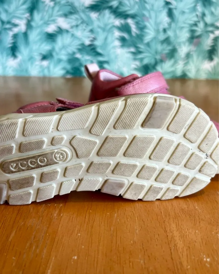 Ecco sandaler