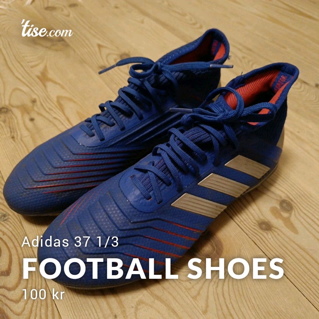 Football shoes