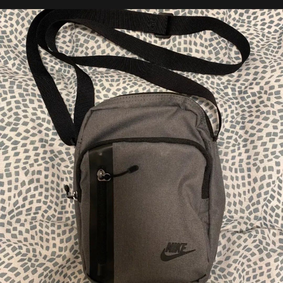 Nike shoulder bag