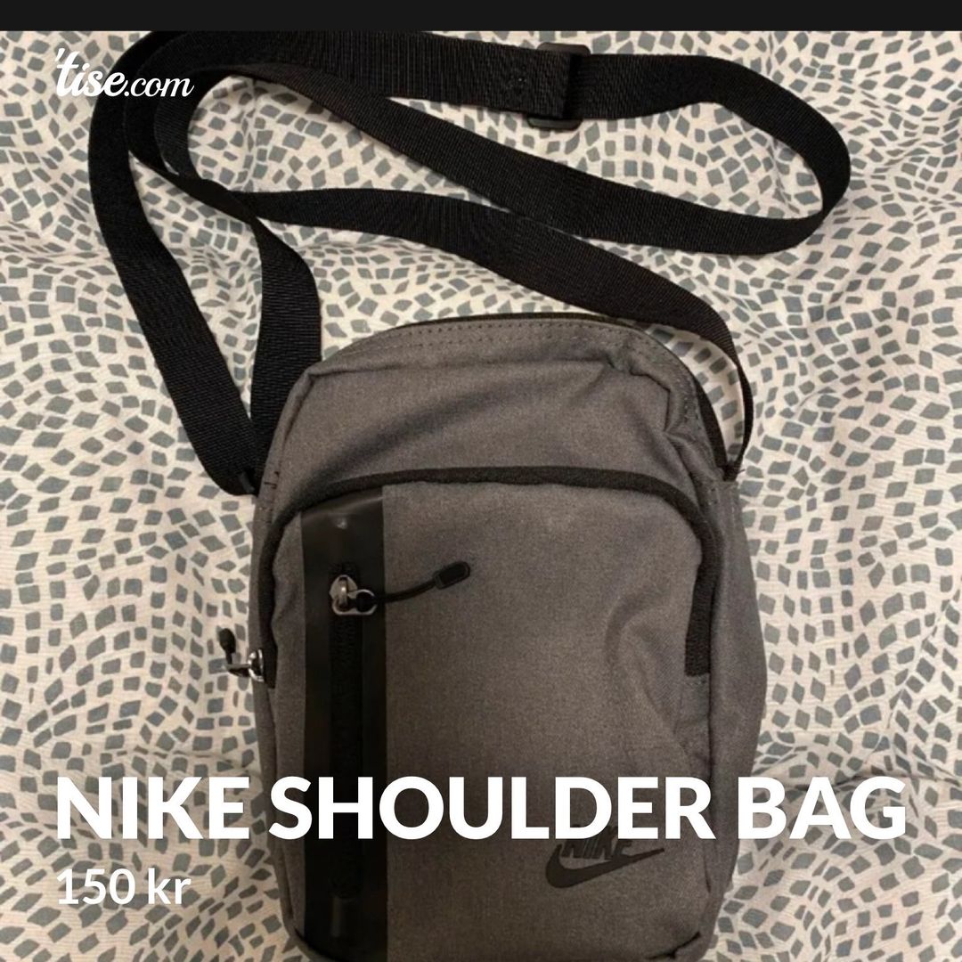 Nike shoulder bag