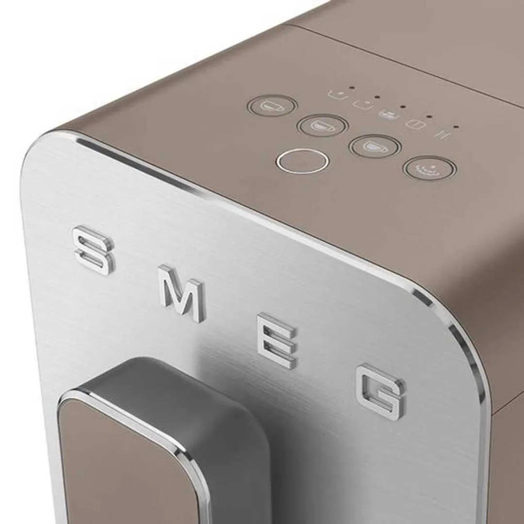 Smeg Kaffemaskin