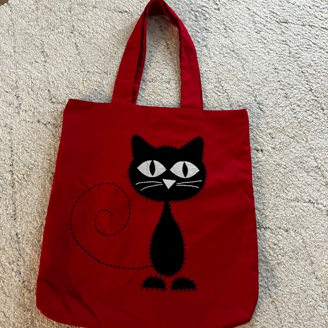 Tote bag