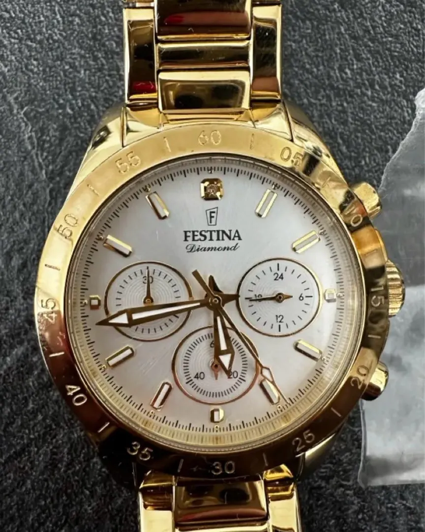 Festina diamond ur