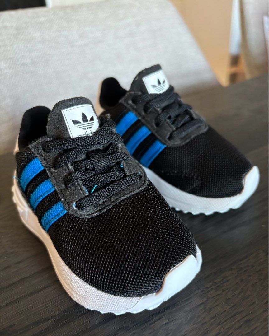 Adidas babysko