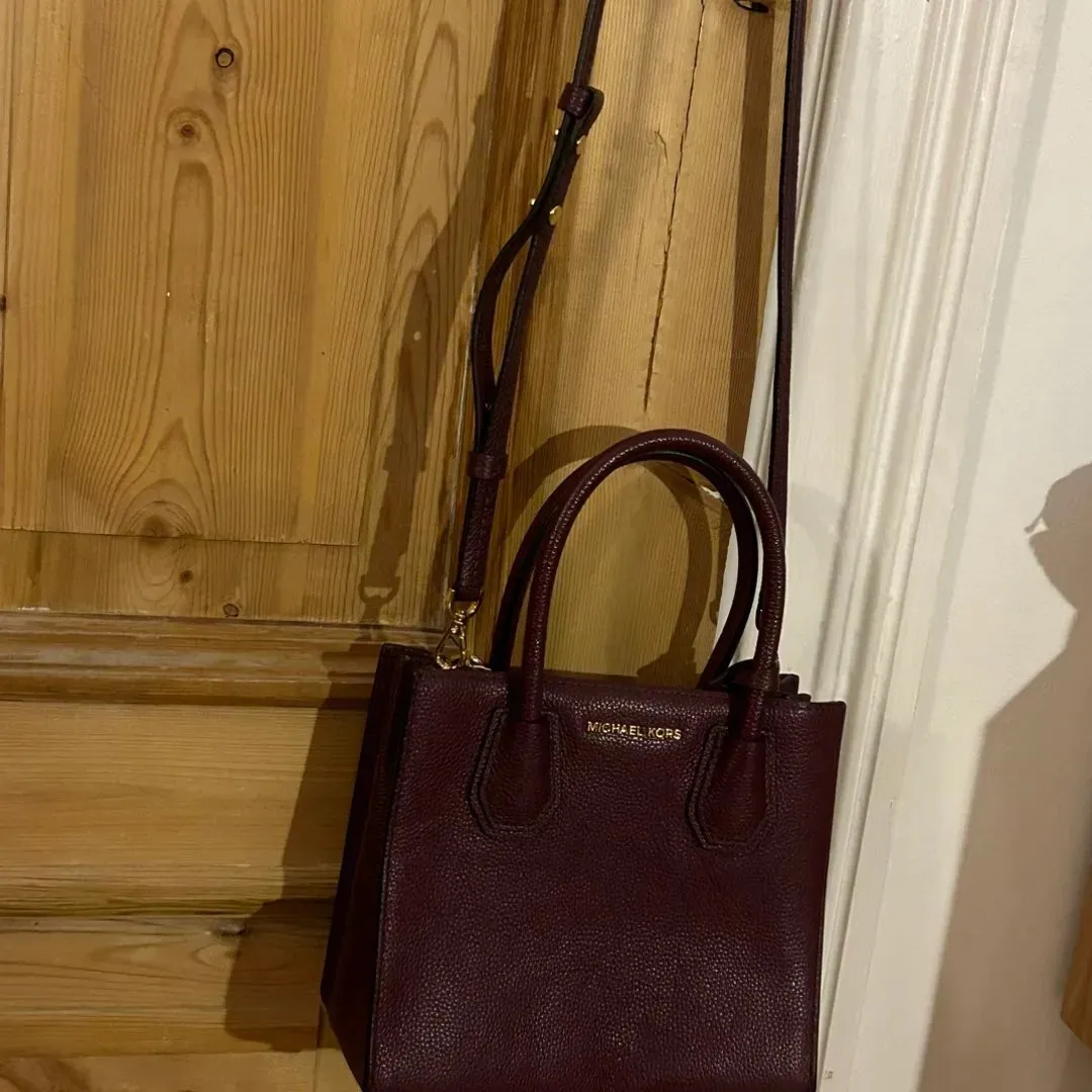 Micharl Kors bag