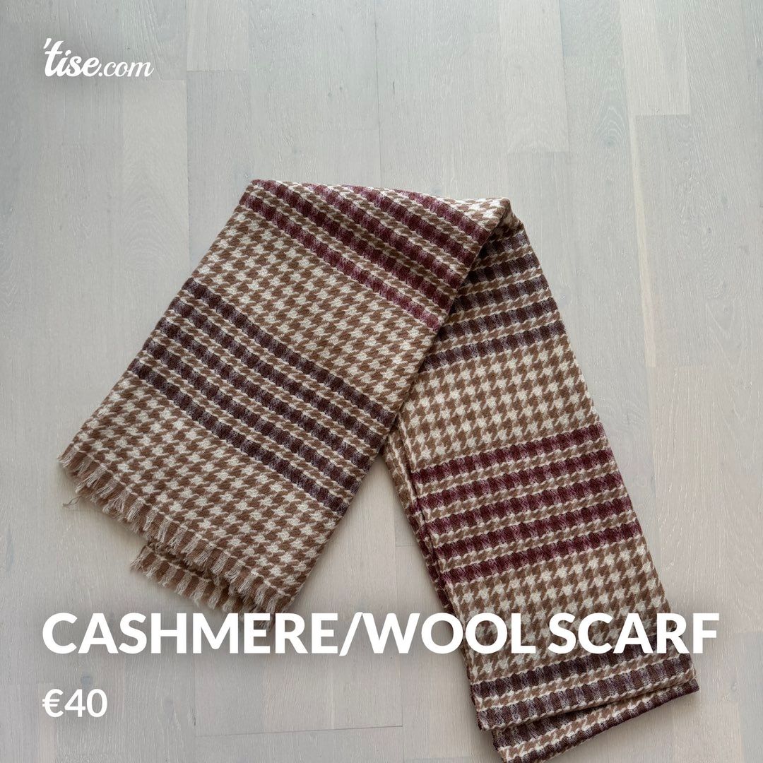 Cashmere/wool scarf