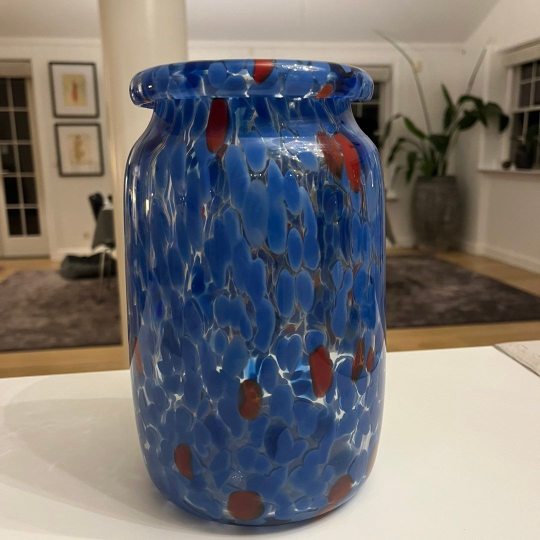 Hay vase