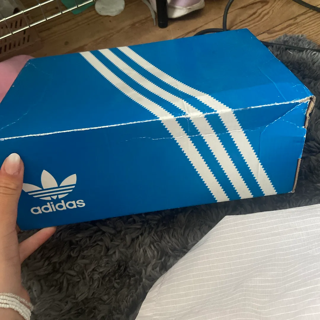 Adidas sko