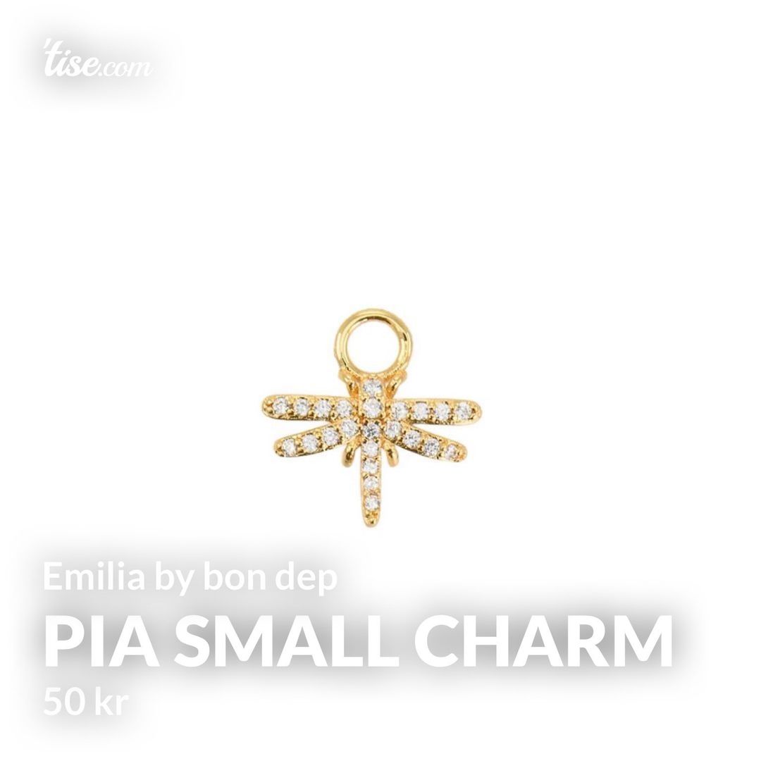 Pia small charm