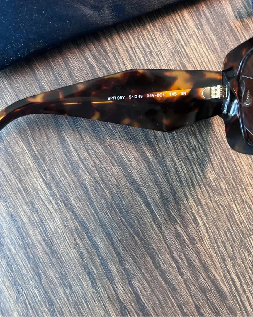 Prada solbrille