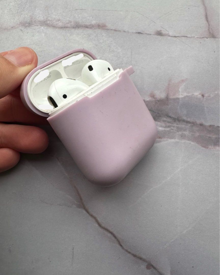 Airpods case