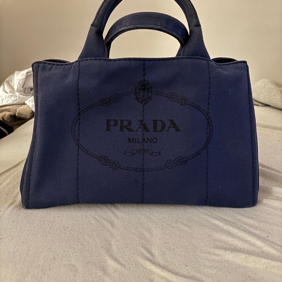 Prada taske