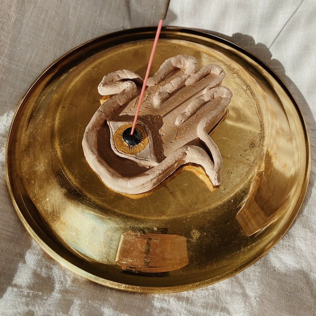 Hamsa incense holder