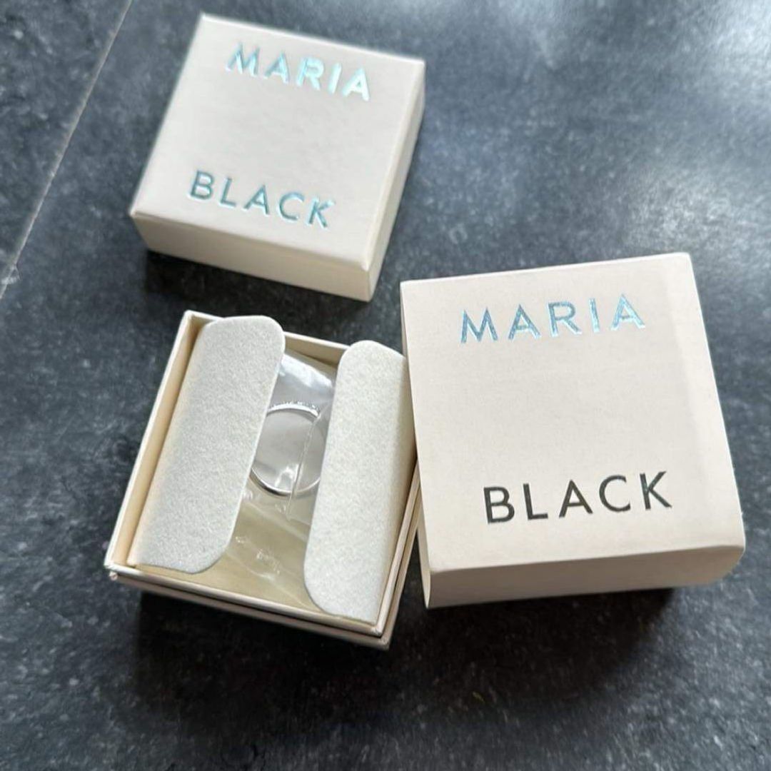 Maria black ring