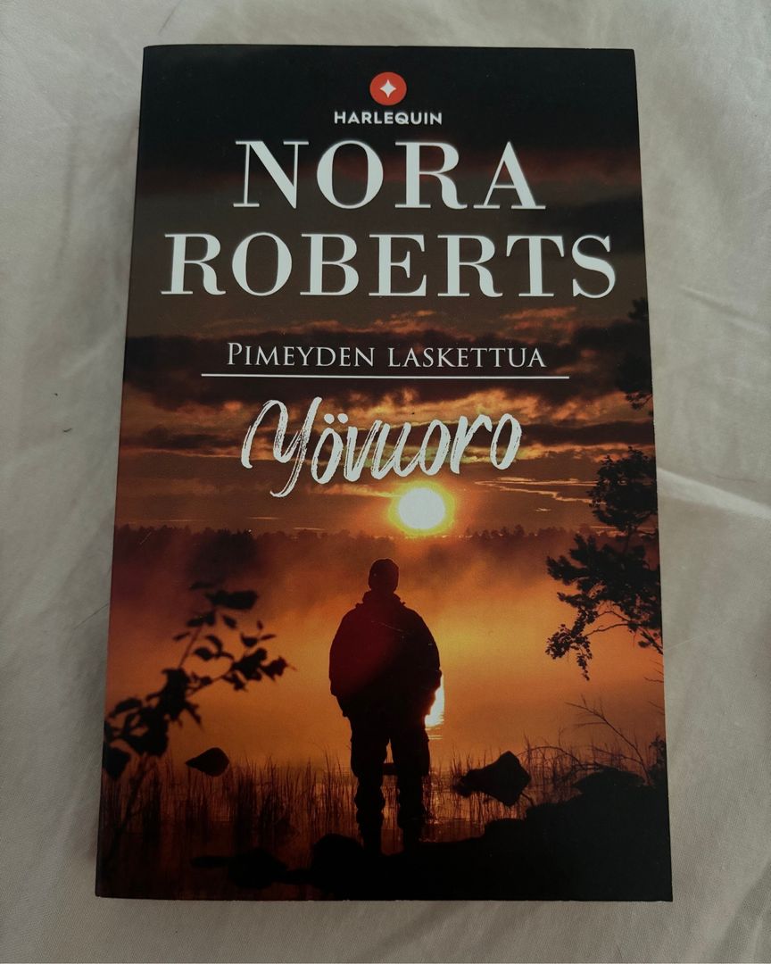 Yövuoro Nora Roberts