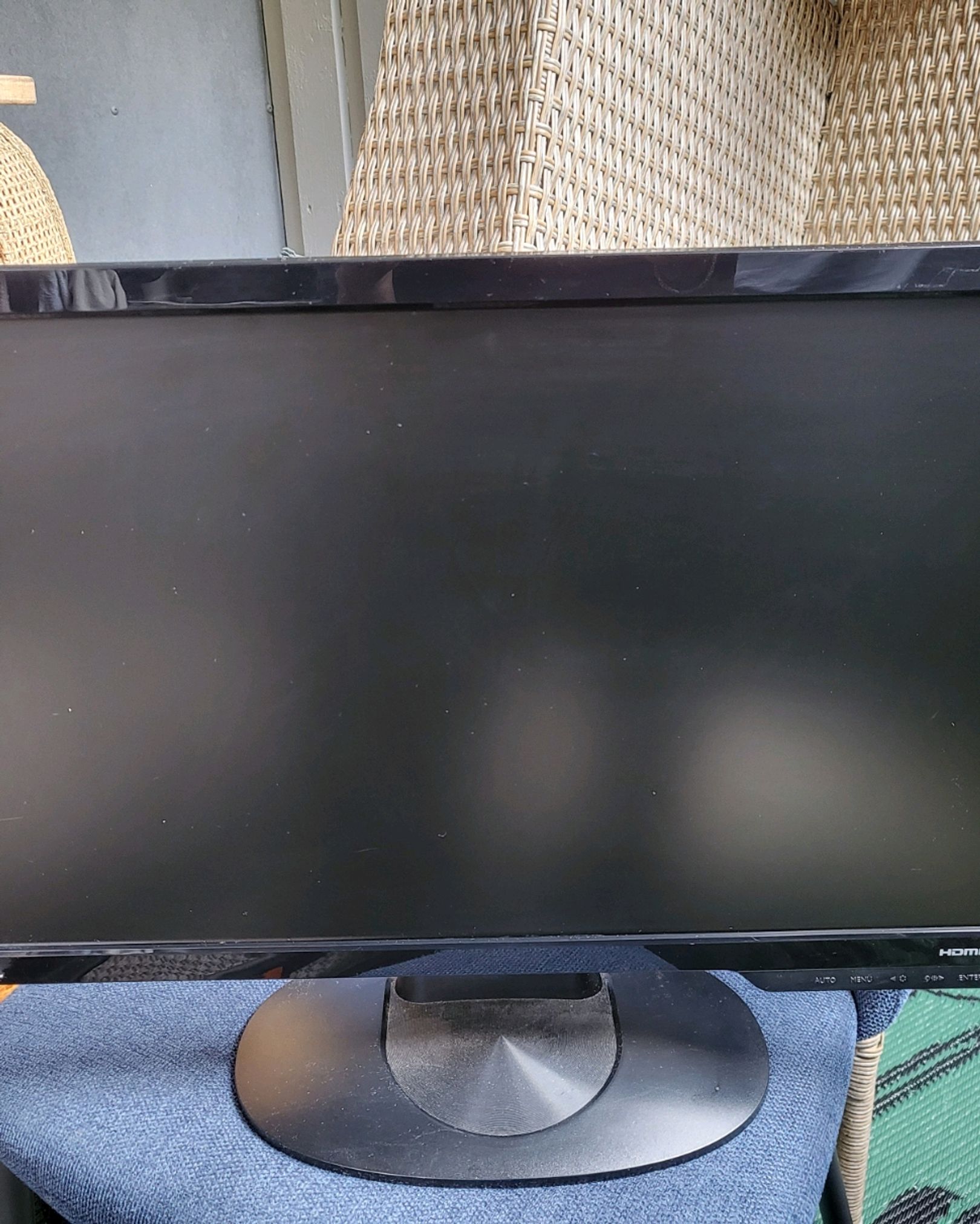 Benq G2412HD - 24"